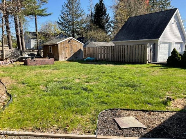 2940 W Lydius Street, Guilderland, NY, photo 2
