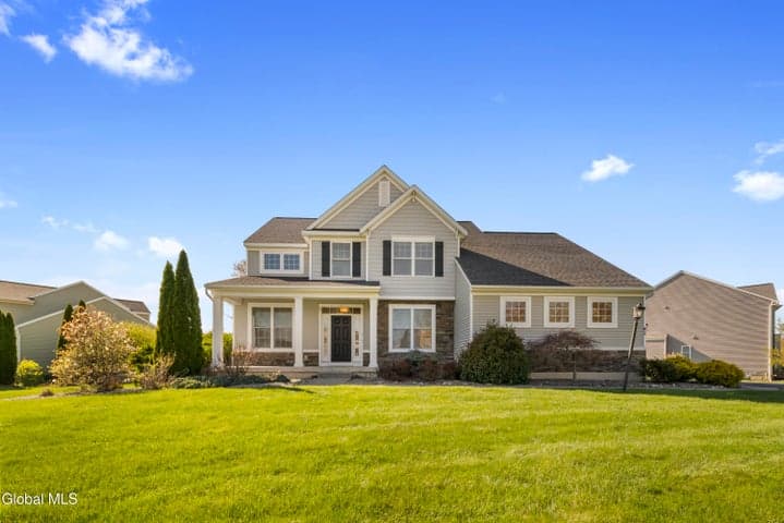 43 Chester Drive, Halfmoon, NY, photo 1