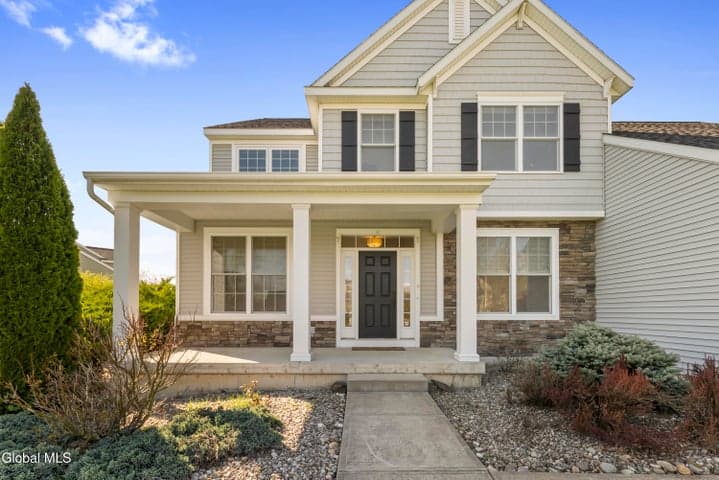 43 Chester Drive, Halfmoon, NY, photo 2