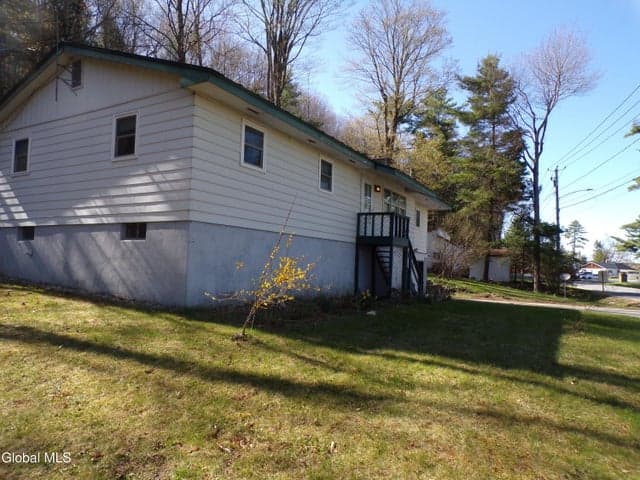 55 Old Corinth Road, Hadley, NY, photo 3
