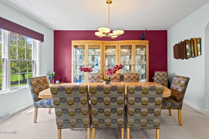 4 Camden Court, Halfmoon, NY, photo 4
