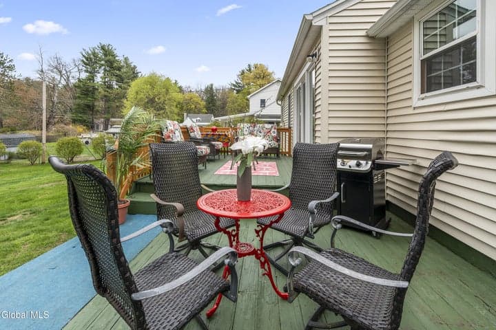 16 Morningside Drive, Guilderland, NY, photo 5