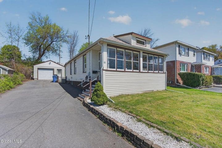 55 Pleasantview Avenue, Albany, NY, photo 2
