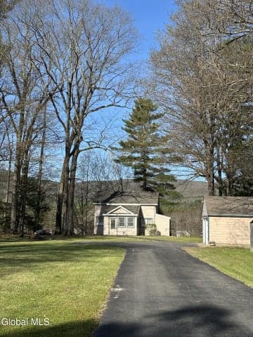 107 Harris Avenue, Lake Luzerne, NY, photo 1
