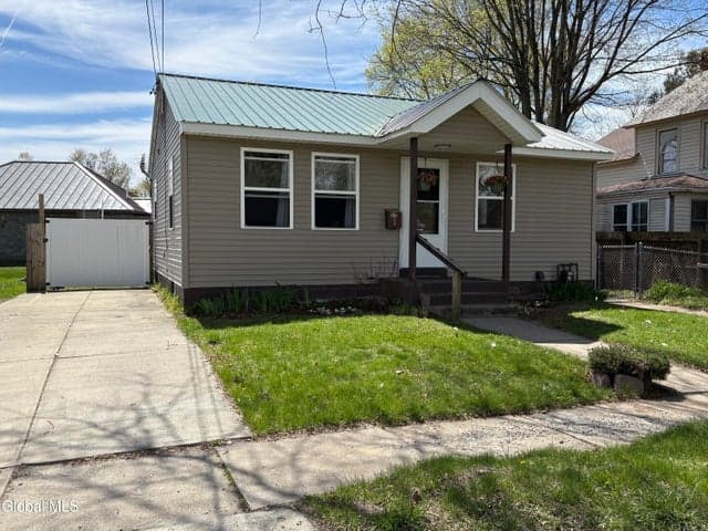 1 La Barge Street, Hudson Falls, NY, photo 1