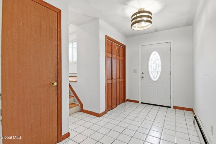 9 Kingsley Avenue, Northumberland, NY, photo 4