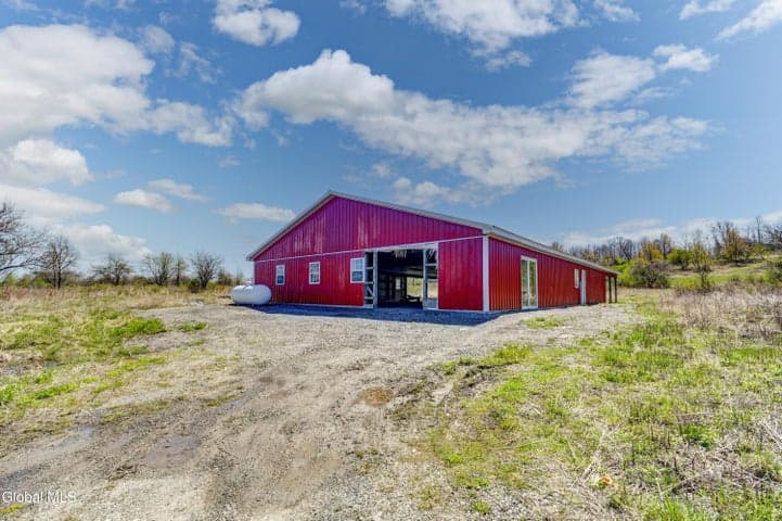 557 Old Sharon Road, Canajoharie, NY, photo 2