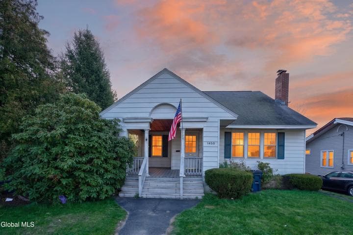 1450 Baker Avenue, Niskayuna, NY, photo 3