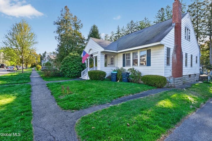 1450 Baker Avenue, Niskayuna, NY, photo 5
