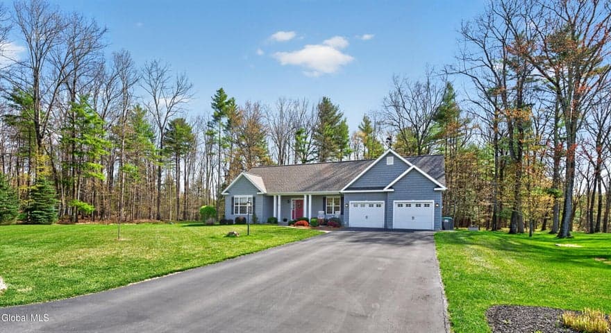 12 Old Mill Court, Milton, NY, photo 1