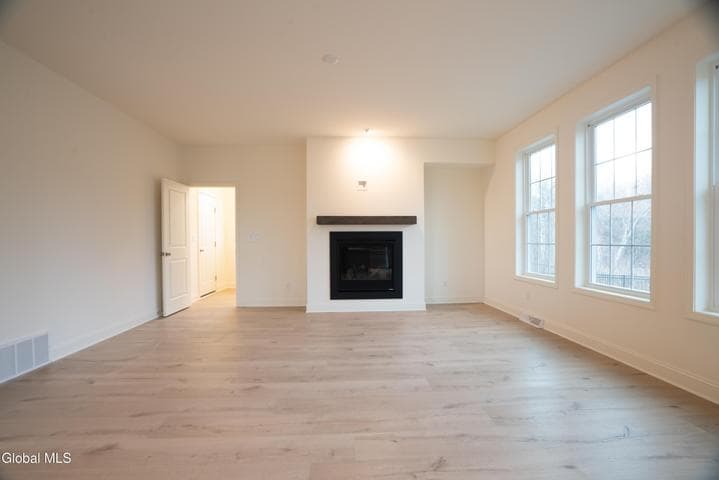 48 Lancaster Court, Ballston, NY, photo 5