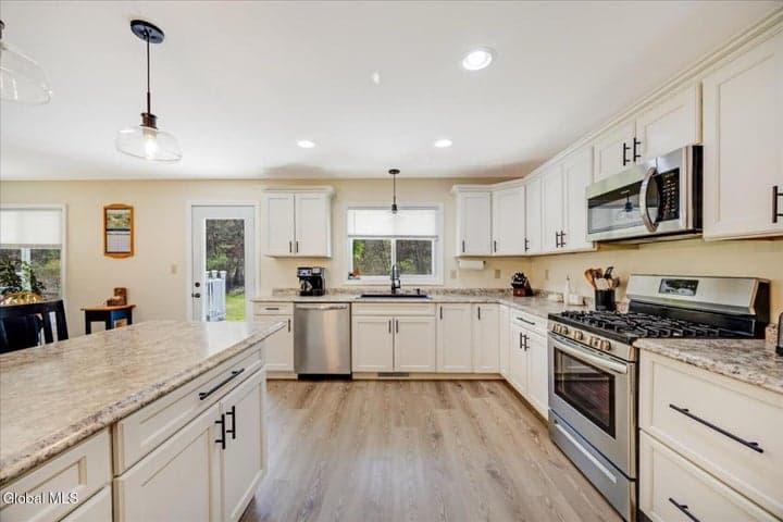 20 Clark Road, Northumberland, NY, photo 5