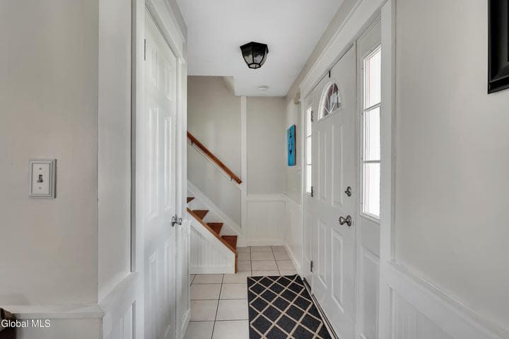 19 Iris Avenue, Moreau, NY, photo 5