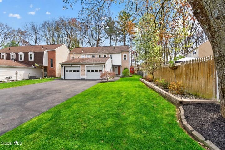47 Pico Road, Clifton Park, NY, photo 2