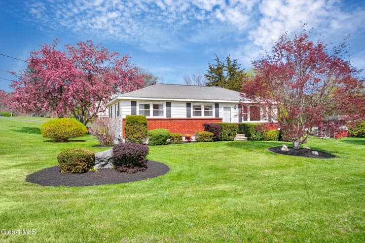 2 Dusenberry Road, Schaghticoke, NY, photo 1