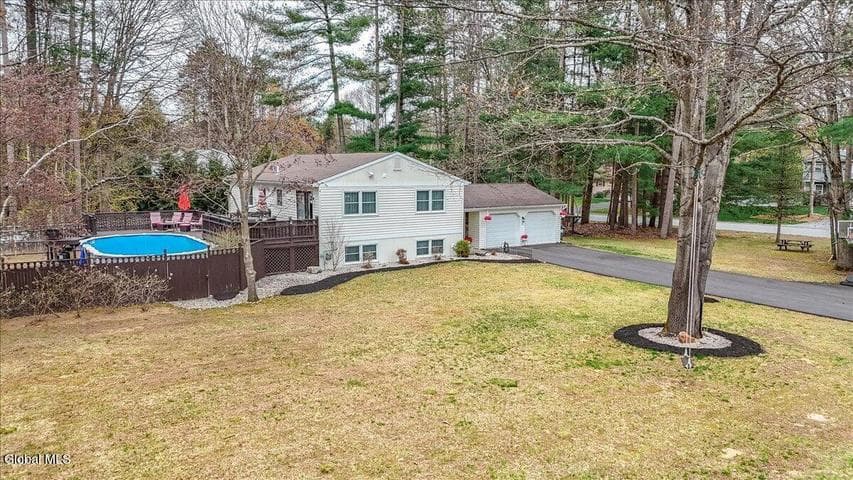 1 Thunder Run, Wilton, NY, photo 2