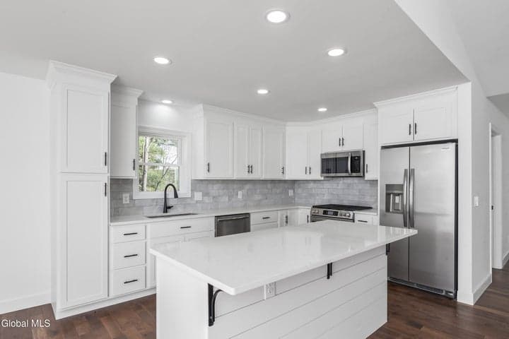 1379 NY-146, Clifton Park, NY, photo 2
