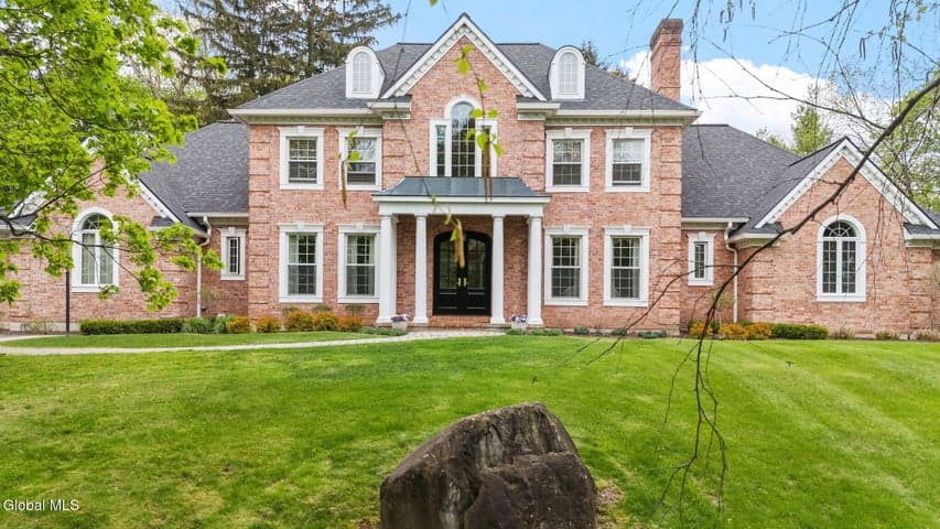 1 Sage Estate, Menands, NY, photo 3