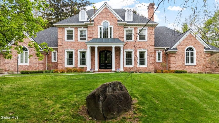 1 Sage Estate, Menands, NY, photo 4