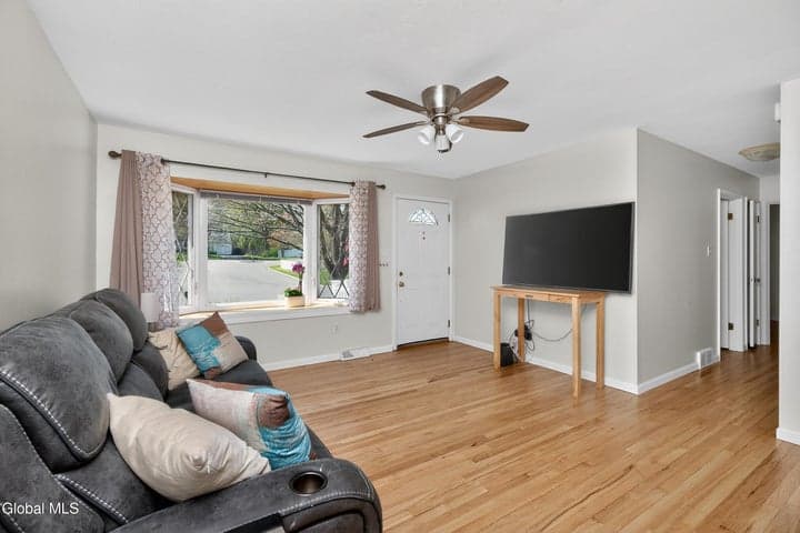 46 Biscayne Boulevard, Troy, NY, photo 2