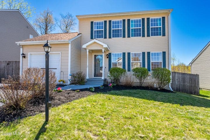 6 Cobblestone Lane, Troy, NY, photo 3