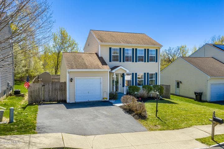 6 Cobblestone Lane, Troy, NY, photo 2