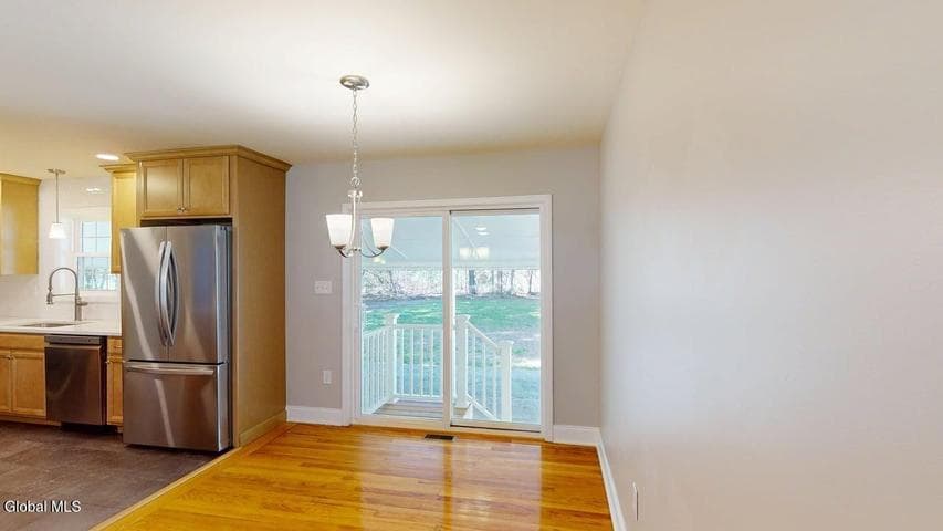 21 Longkill Road, Clifton Park, NY, photo 5
