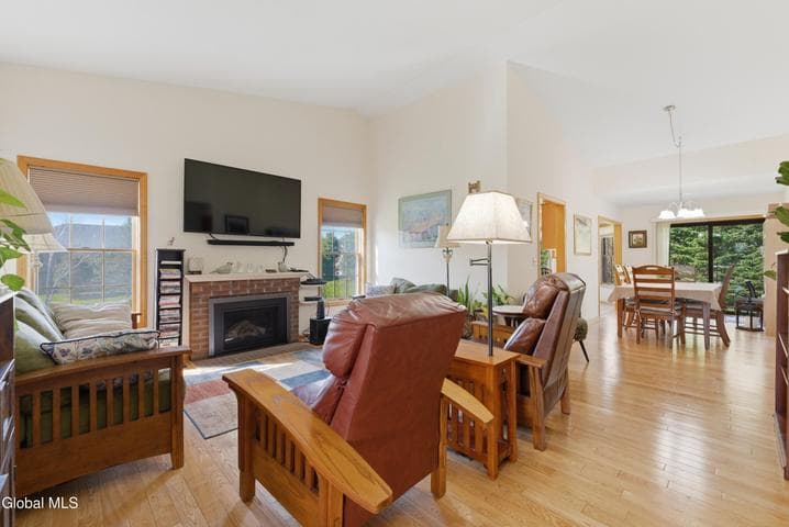 38 Dorlon Drive, Queensbury, NY, photo 5