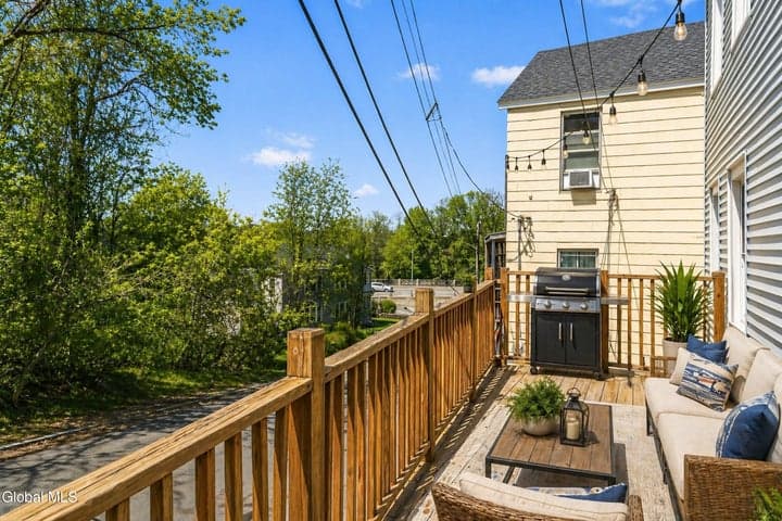 51 Elm Street, Troy, NY, photo 3