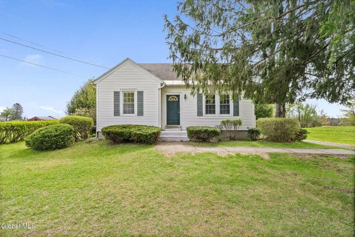 926 Saratoga Road, Ballston, NY, photo 1