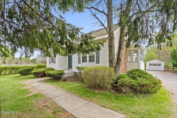 926 Saratoga Road, Ballston, NY, photo 3