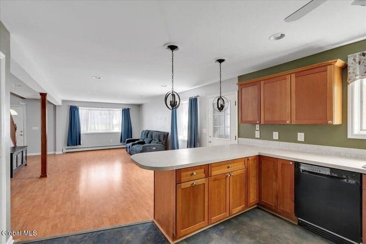 1343 7th Avenue, Watervliet, NY, photo 5