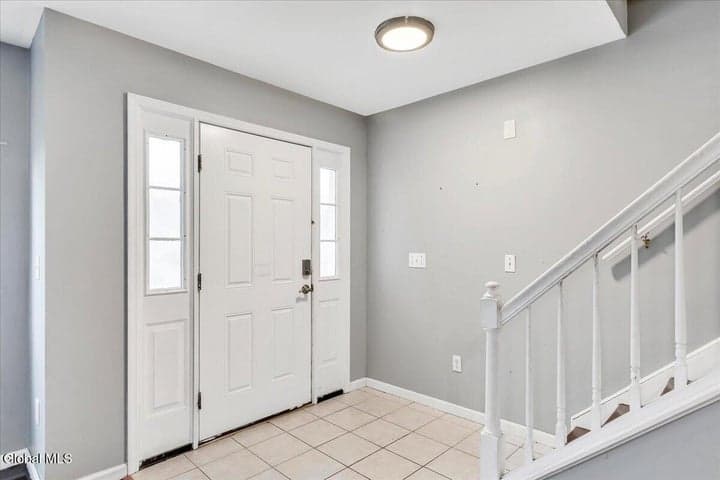 19 Tupelo Drive, Halfmoon, NY, photo 4