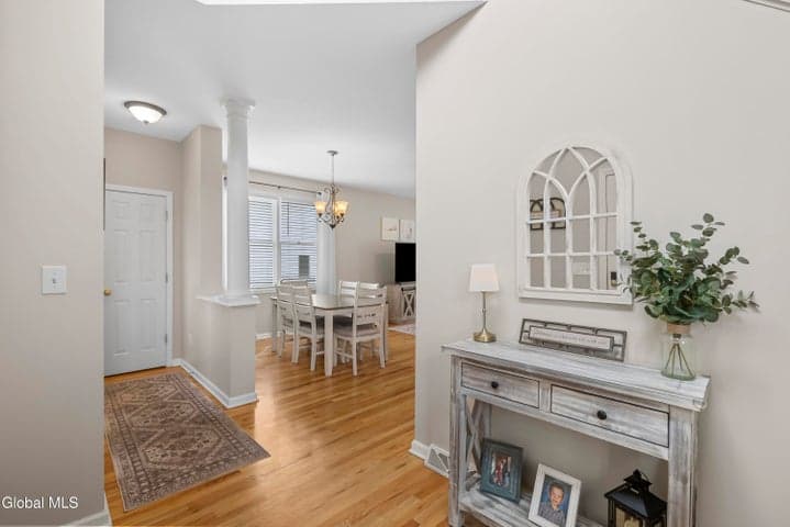 6 Hilltop Drive, Cohoes, NY, photo 4