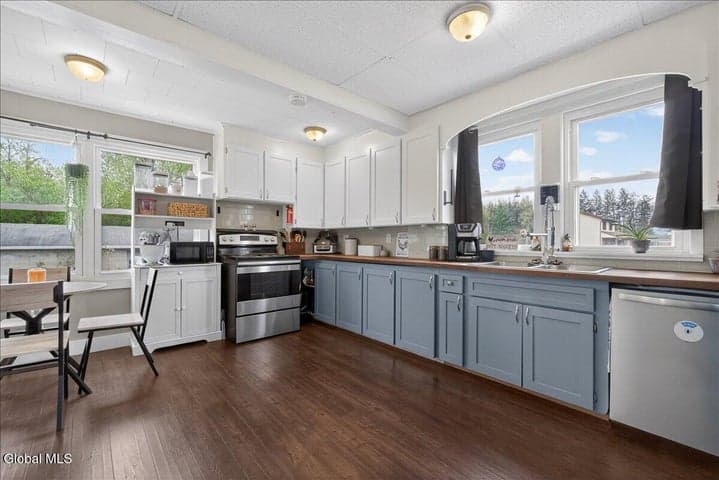 3520 Guilderland Avenue, Schenectady, NY, photo 2