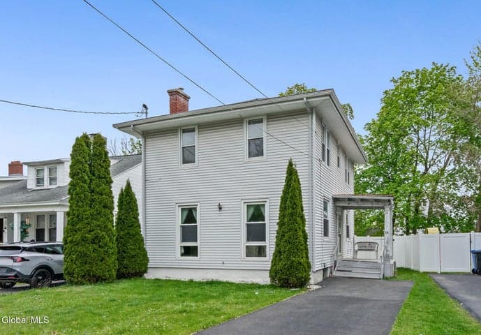 18 Oakwood Street, Albany, NY