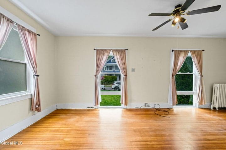 18 Oakwood Street, Albany, NY, photo 5