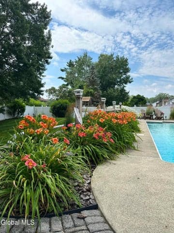 22 Woodridge Drive, Loudonville, NY, photo 3