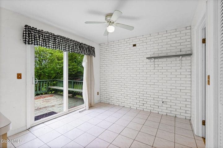 92 Fleetwood Avenue, Albany, NY, photo 5