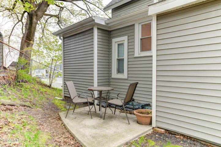 80 Washington Avenue, Rensselaer, NY, photo 4