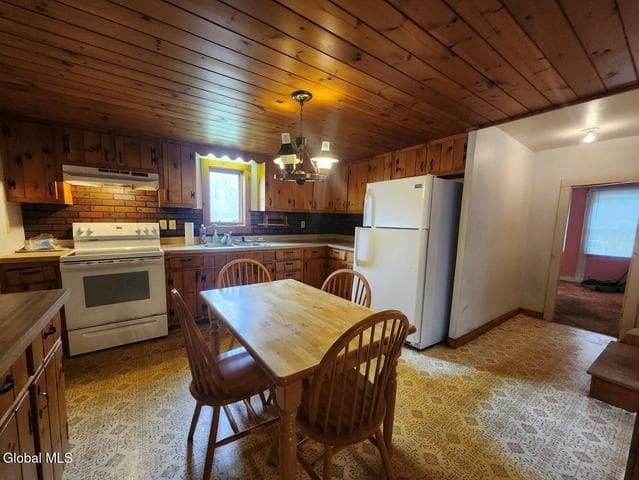 2580 County Route 17, Granville, NY, photo 5