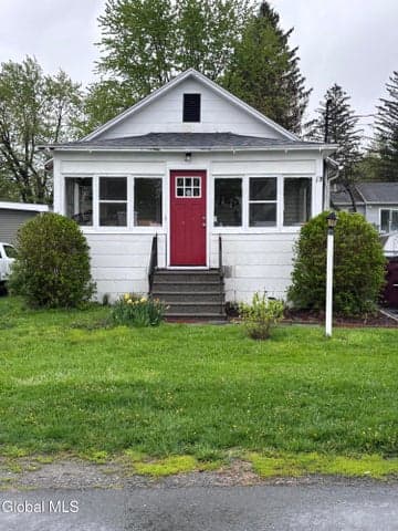 12 Connecticut Avenue, East Greenbush, NY, photo 2