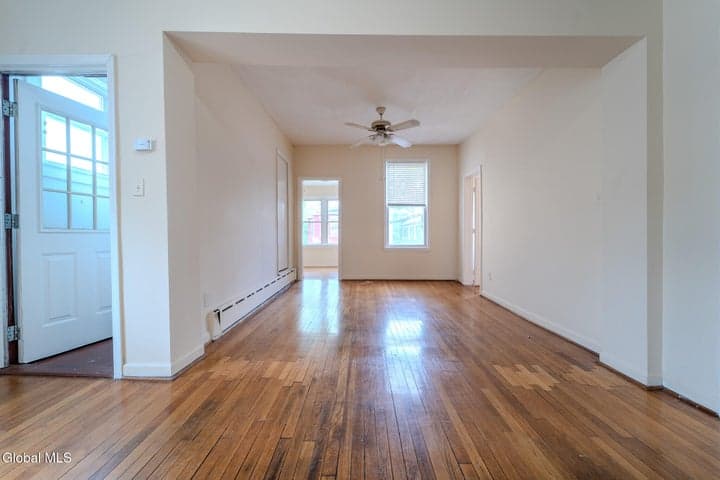 10 Idlewild Park, Colonie, NY, photo 4