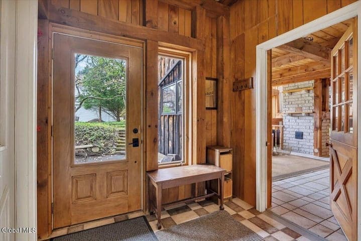 16 Garnsey Road, Clifton Park, NY, photo 5