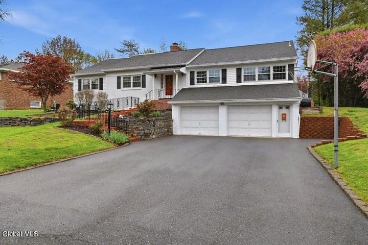 7 Harding Street, Albany, NY, photo 3