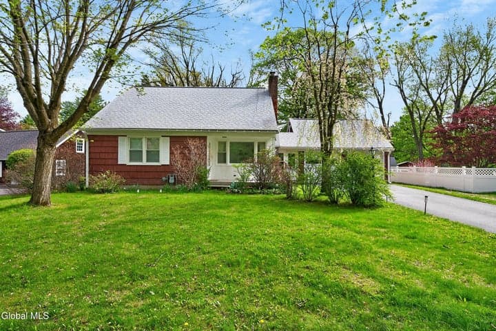 15 Morningside Drive, Delmar, NY, photo 1
