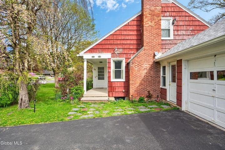 15 Morningside Drive, Delmar, NY, photo 3