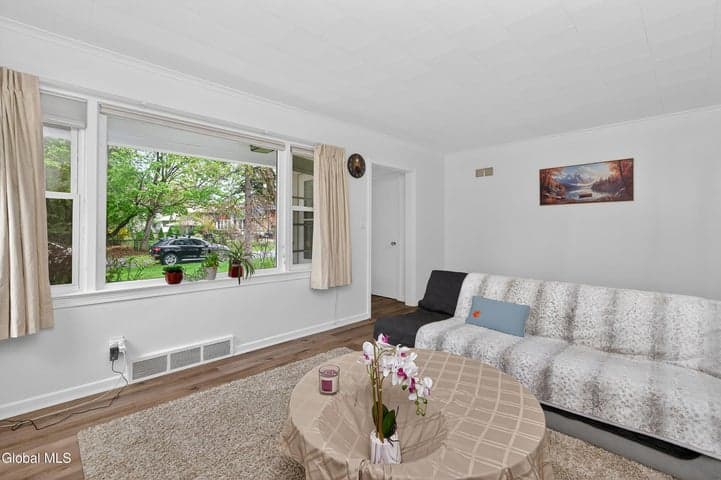15 Morningside Drive, Delmar, NY, photo 4