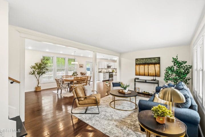 15 Werner Road, Halfmoon, NY, photo 2