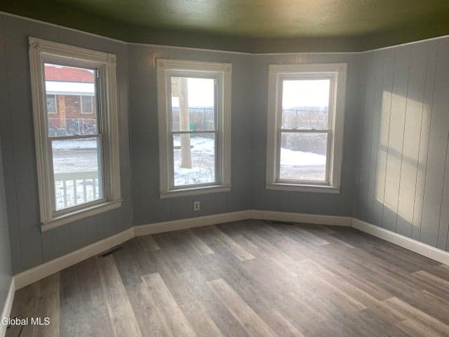 609 Bluff Avenue, Schenectady, NY, photo 4